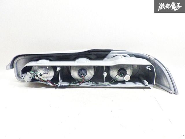 SONAR製 DB系インテグラ 4ドアセダン用 ユーロテール カーボン