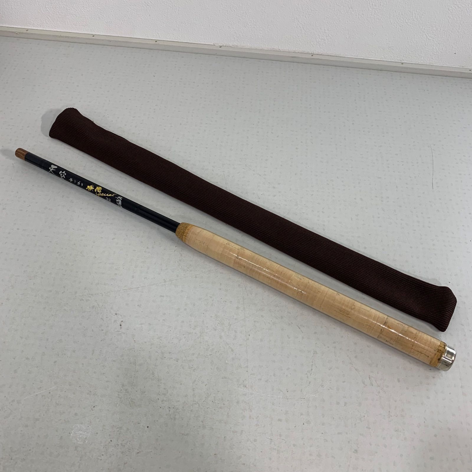 天空テンカラ渓愚SP32黒
