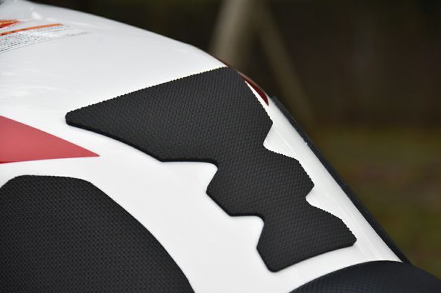 NC39～NC42 タンクカバー NC39～NC42 タンクカバー 【公式ショップ限定】