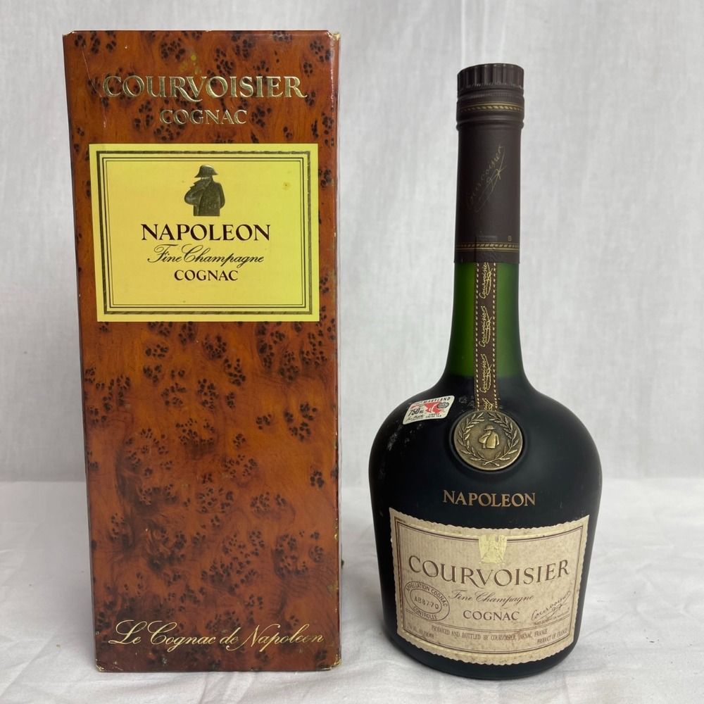 *COURVOISIER クルボアジュ*ナポレオン コニャック 700ml ブランデー*未開封* 2025，お得 ☆GOL☆古酒 COURVOISIER クルボアジェ ナポレオン