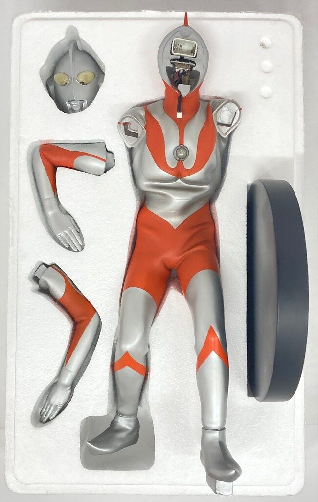 海洋堂 Character Classics ウルトラマン B TYPE -X-TREME