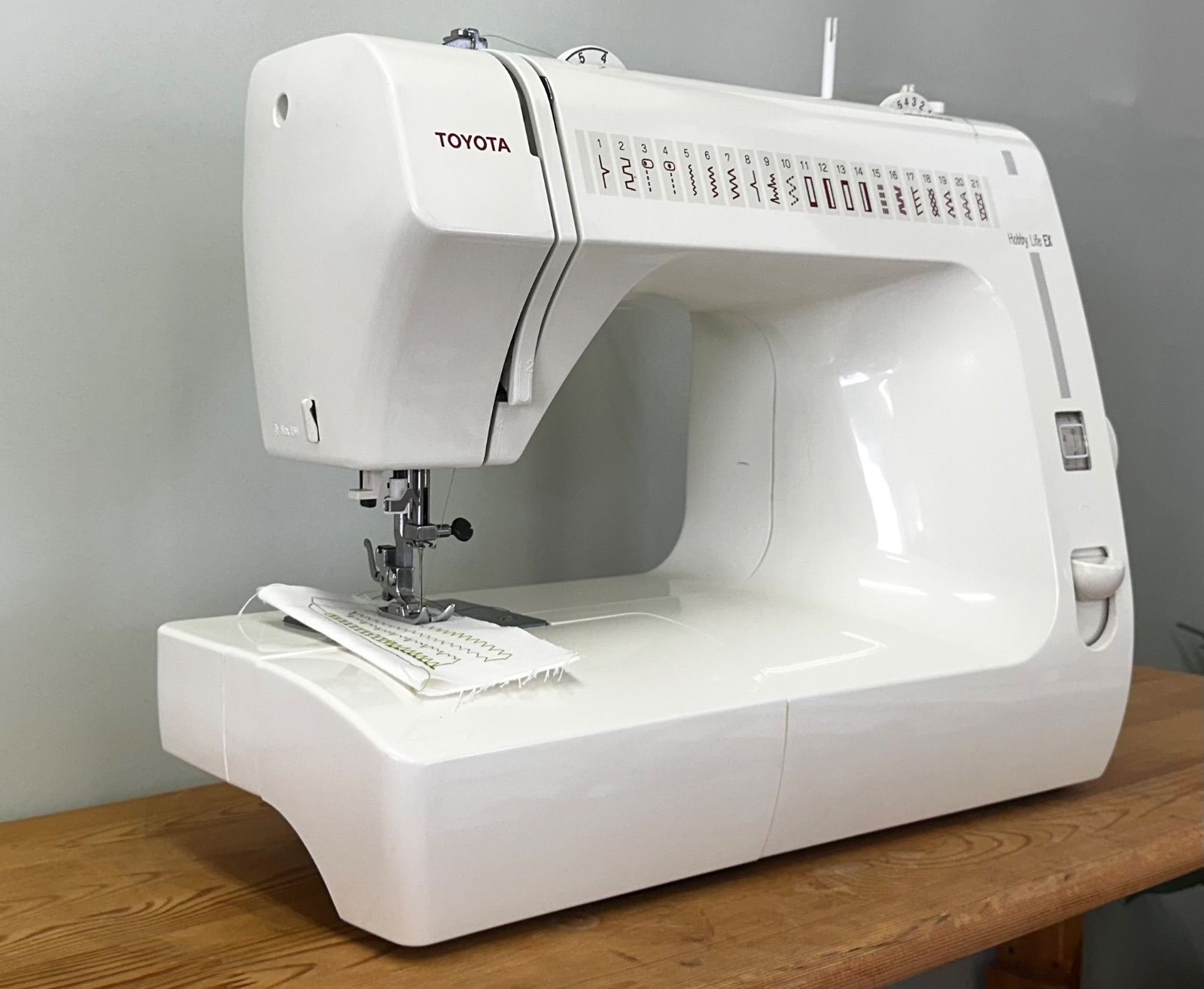 トヨタミシン RA510 垂直釜パワフルミシン - メルカリ