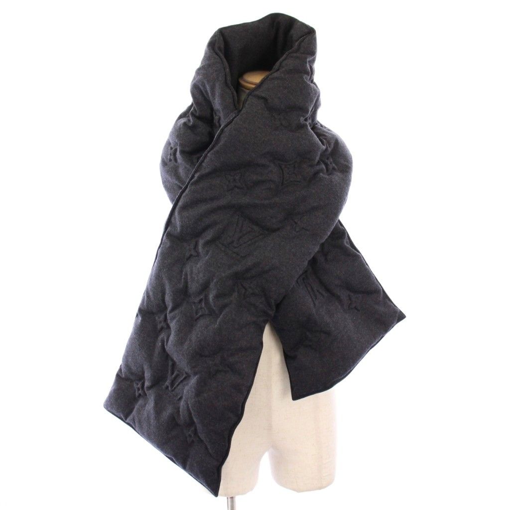 ルイヴィトン LOUIS VUITTON エシャルプ モノグラム エンボス 3D マフラー グレー M76052 |KH OH