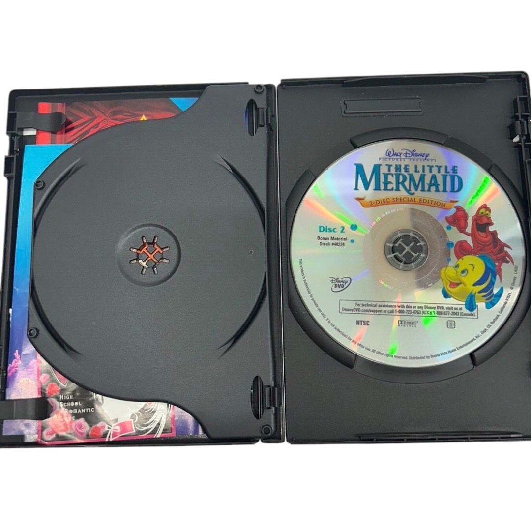 Disney - パパ出品　DVD純正ケース付き10点セット　画像2枚目参照 Disney - ディズニー Blu-ray 22点セット 純正ケース付き 国内