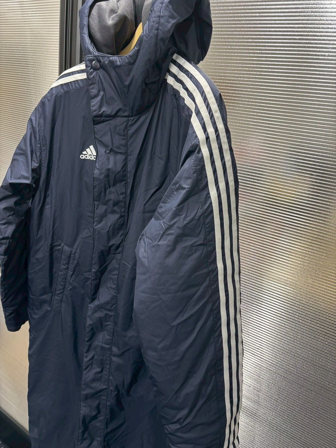 adidas アディダス ベンチコート JP4653 KSA20 3ストライプ ネイビー