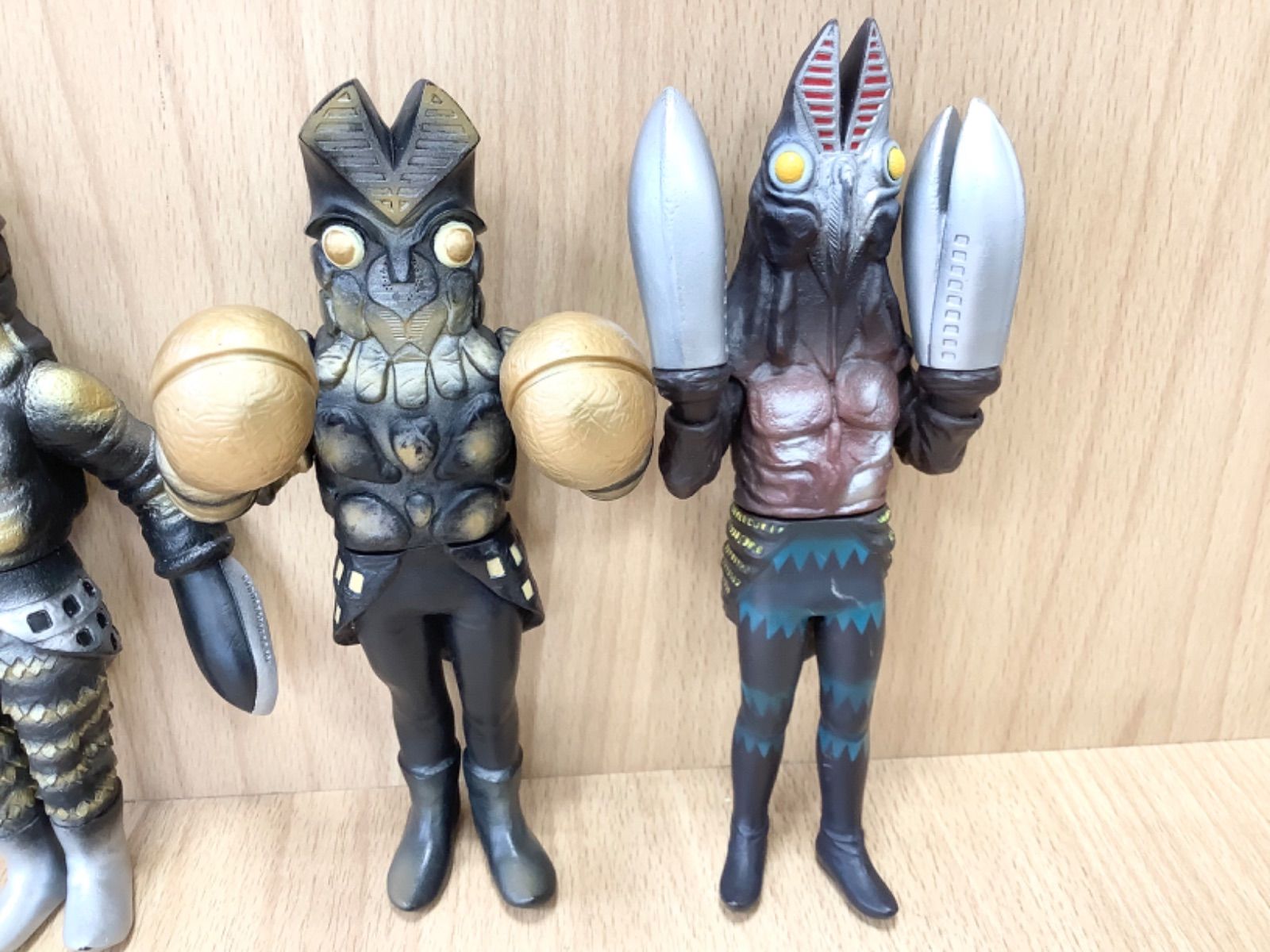 CCP イベント限定 バルタン星人 分身 ウルトラ怪獣ミドルサイズ ソフビ ウルトラマン』に登場する、『バルタン星人』が分身する直前の姿