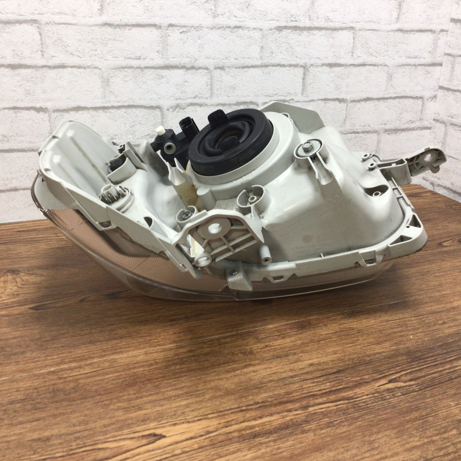 6151 ホンダ N-BOX JF1 ⁄ JF2 右ヘッドライト 純正 STANLEY P9911