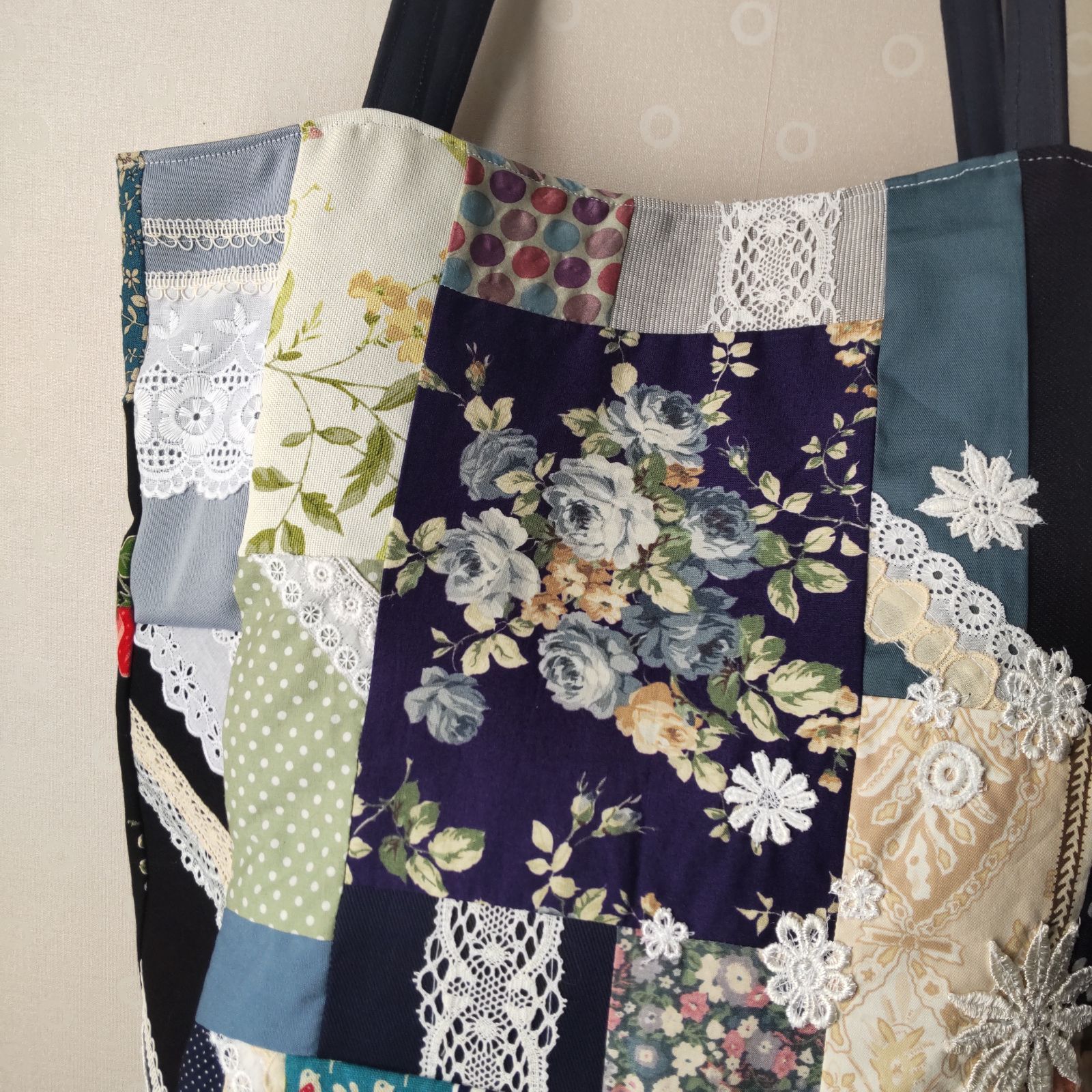 ハンドメイド＊＊ランダムパッチワーク トートバッグ ブルー 花柄 