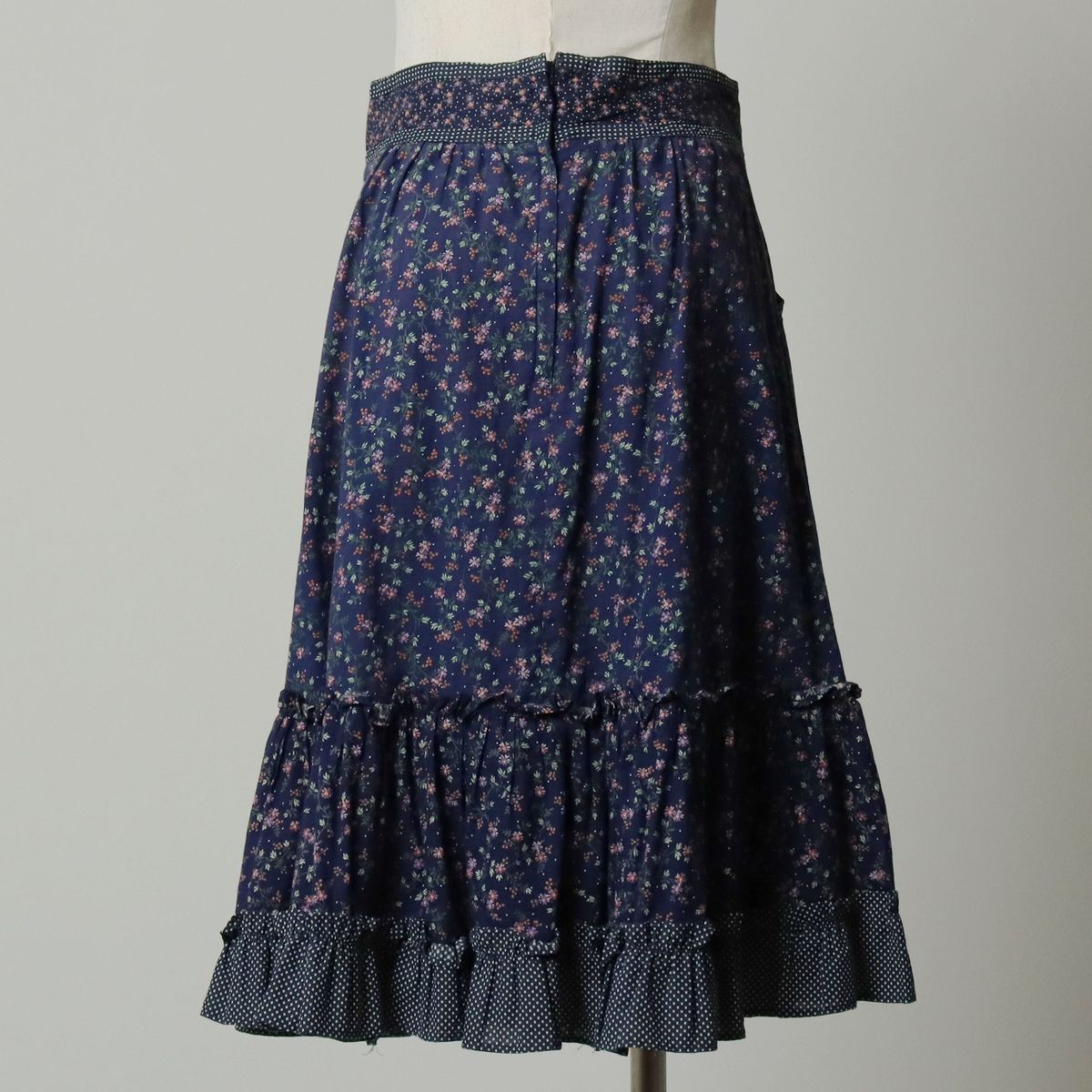 古着 70年代 ガンネサックス GUNNE SAX GUNNIES ガニーズ ドット柄 ボタニカル柄 フリル付き 総柄 コットン ハーフ丈 evb031117