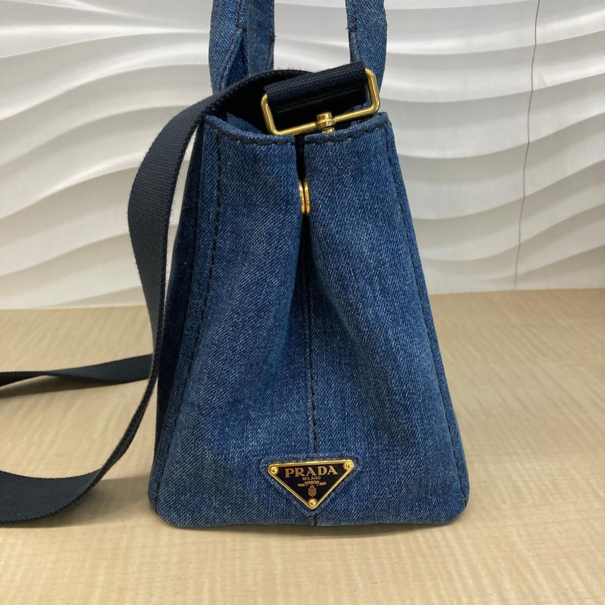 プラダ PRADA  カナパミニ 2WAY  ハンドバッグ デニム レディース  中古 中古】 PRADA （プラダ） ｶﾅﾊﾟ ﾐﾆ 2WAY ｼｮｯﾋﾟﾝｸﾞﾊﾞｯｸﾞ バッグ