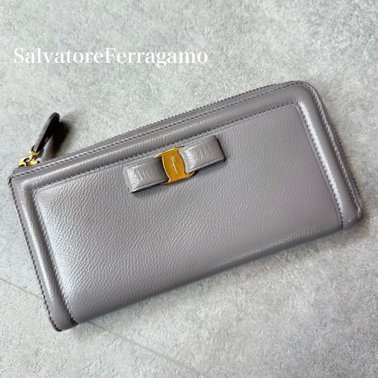 美品 Salvatore Ferragamo フェラガモ ヴァラリボン L字