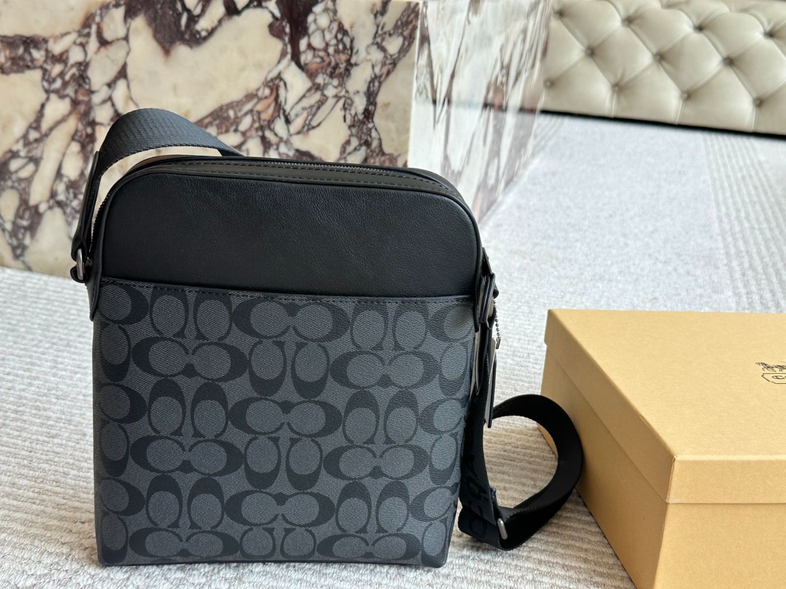 ニューブラック カメラバッグ