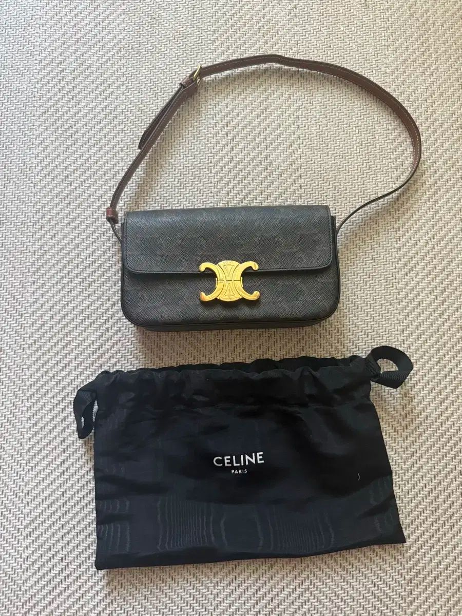 Celine セリーヌ トリオンフ クロードバッグ