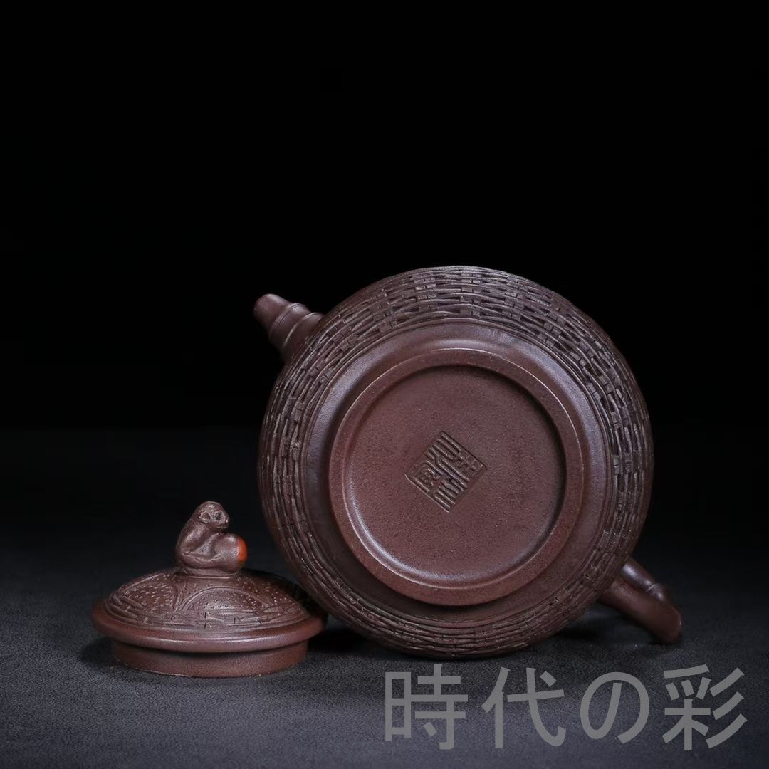 靈猴献瑞壺 底款