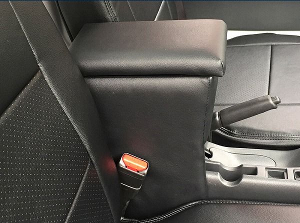 アズール/Azur アームレストコンソールBOX 三菱 ミニキャブトラック DS16T 2014年02月～ AZCB03