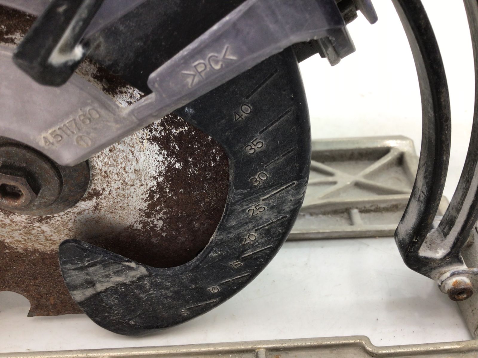 品 〇Makita マキタ 125mm防じんマルノコ KS5200FXSP ITPYGY50LAKG エコツール知立店 M02 HRDEVELOPMENT_JP