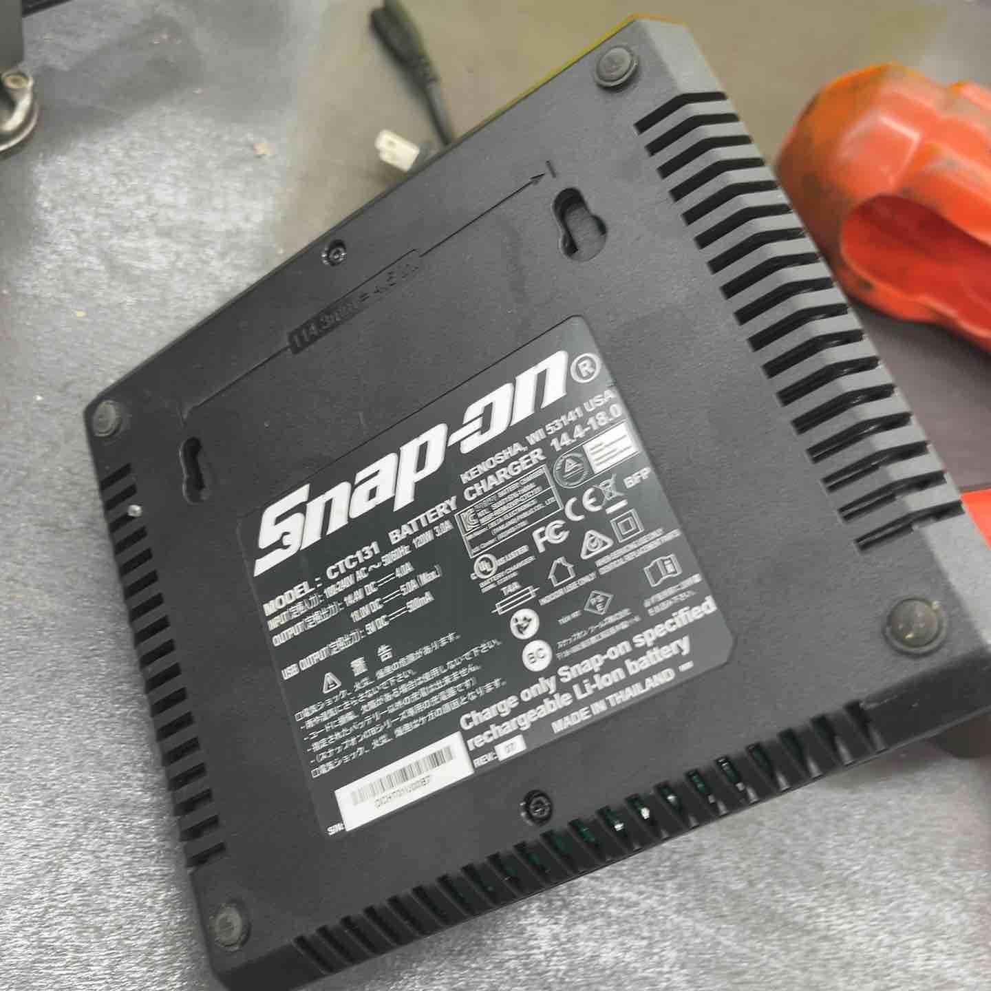 Snap-on 充電式バッテリー1個