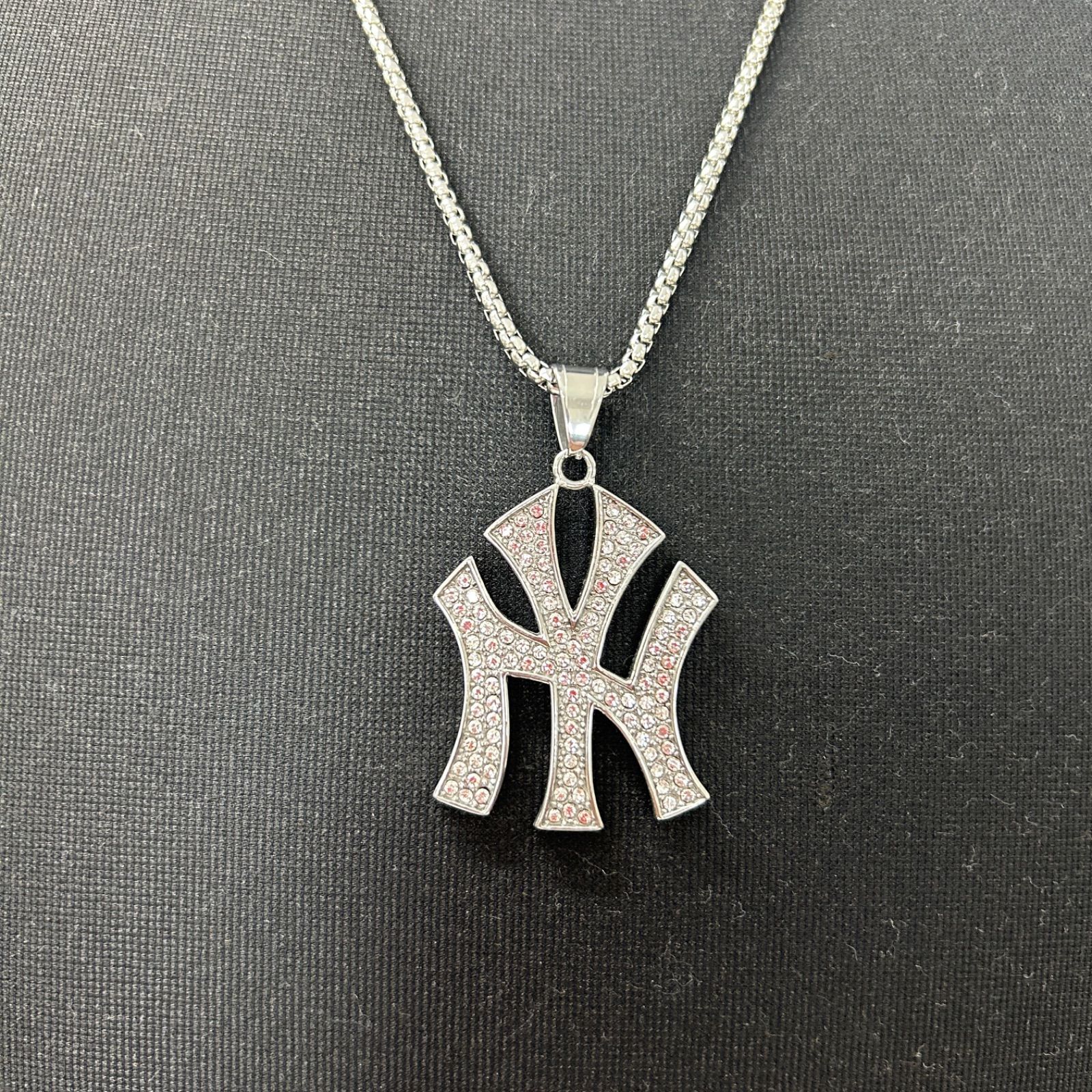 着画ありhip hopBBOYLA NY ロゴ ネックレスセットブリンブリン 新作】【ブリンブリンラインストーンNYネックレス（ゴールド