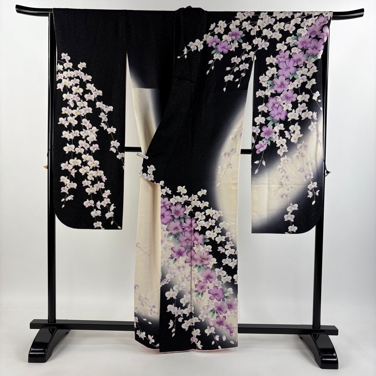 振袖 身丈160.5cm 裄丈69cm L 袷 草花 胡蝶蘭 銀通し 金糸 黒
