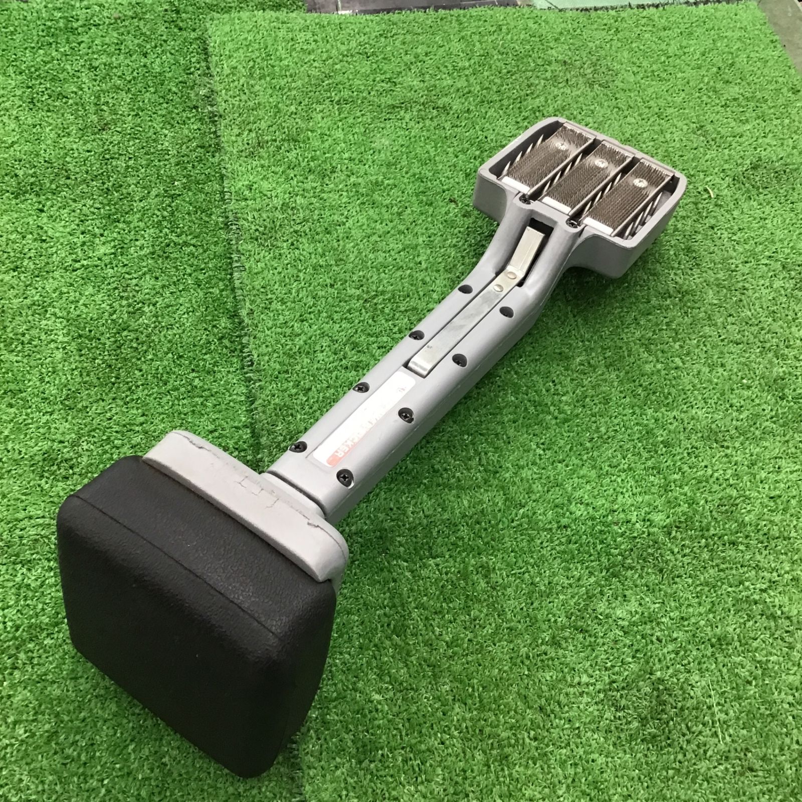 Roberts KNEE KICKER ロバーツ ニーキッカー 10-412 カーペット