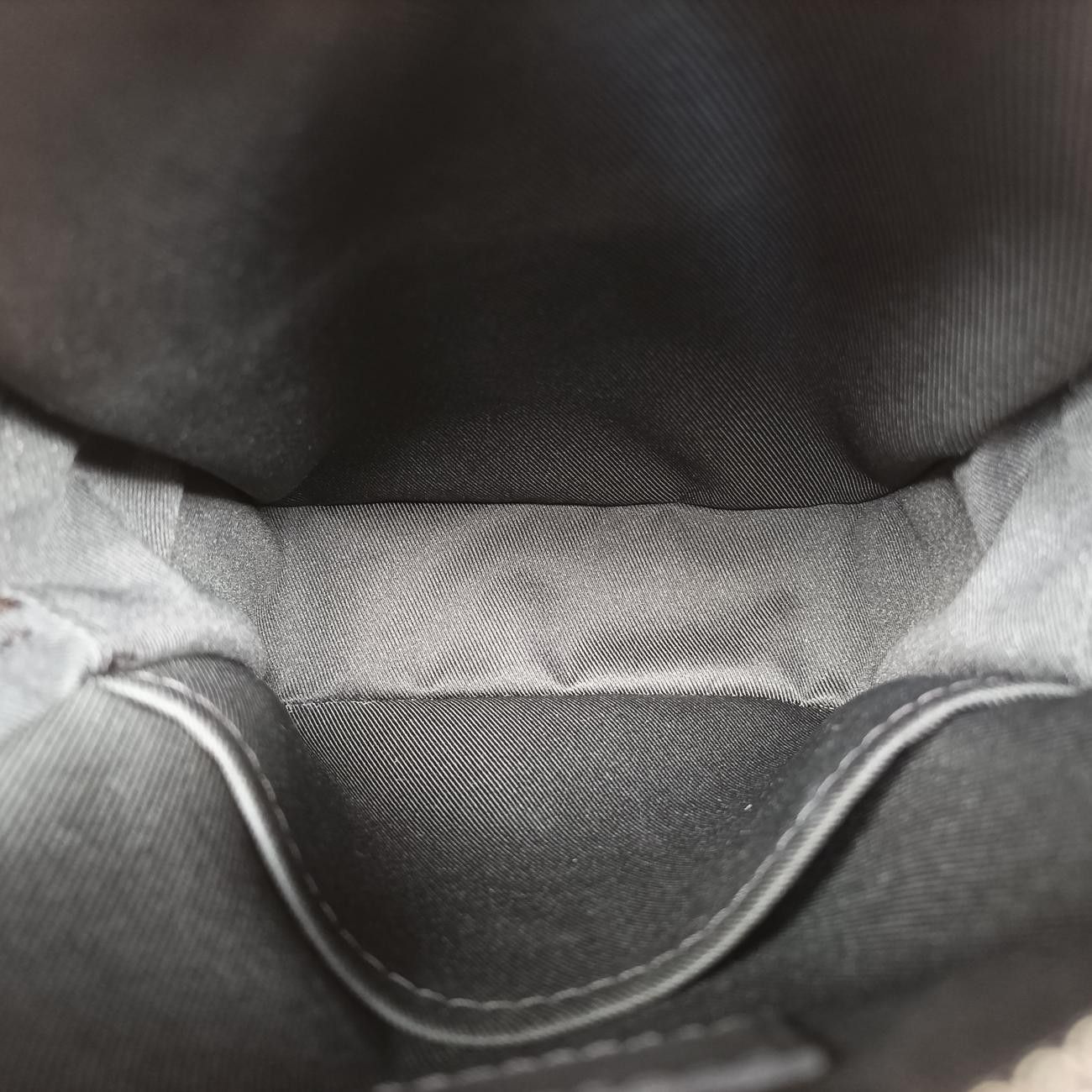 Vuittonアマゾン チャップマンエベヌ×マルチ