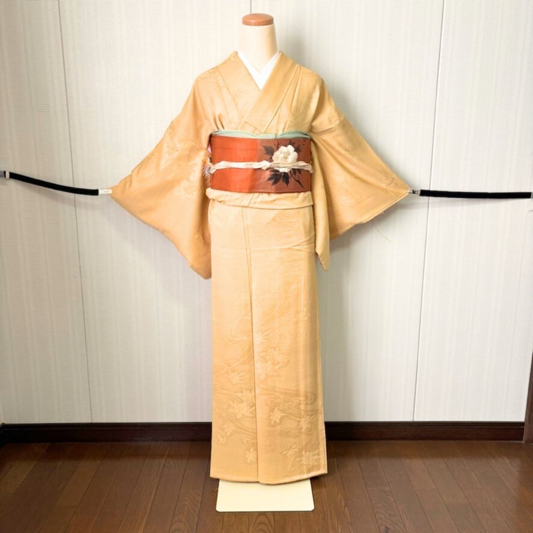 色無地 着物 名古屋帯 帯揚げ 帯締め 4点セット 正絹 ベージュ 無地紋なし 植物地紋 身丈156cm 裄63.5cm 帯354cm 上品 コーディネートセット 秋冬 お茶会 入学式 卒業式 七五三 セミフォーマル カジュアル対応 おしゃれきもの