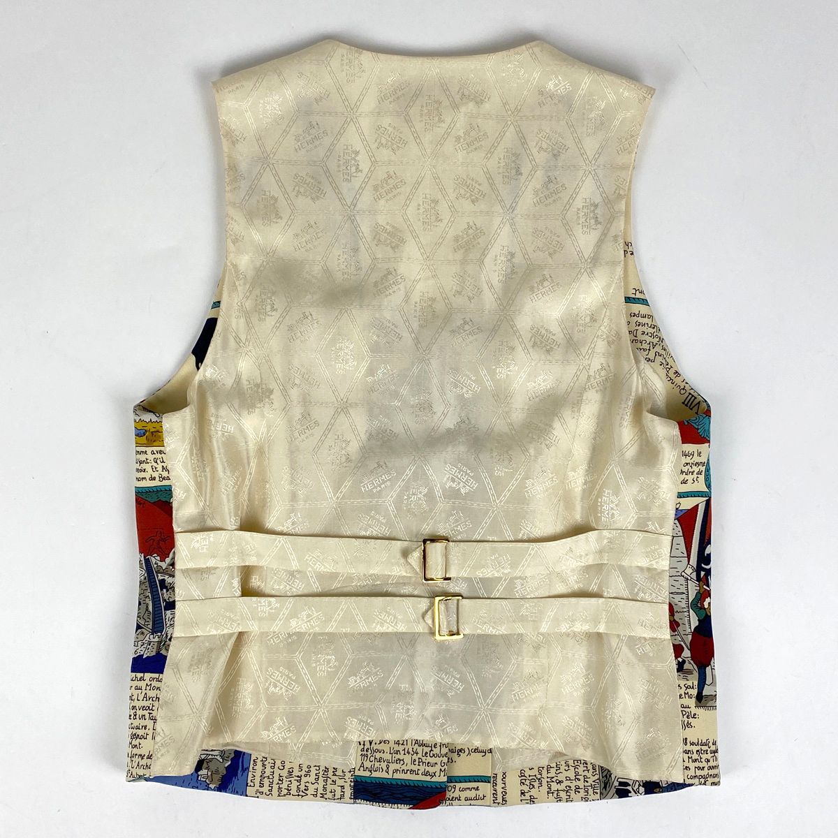 【エルメス】HERMES ジレ ベスト シルク フェザー柄 サイズ40 エルメス HERMES シルク ジレ エルメス】HERMES ジレ ベスト シルク