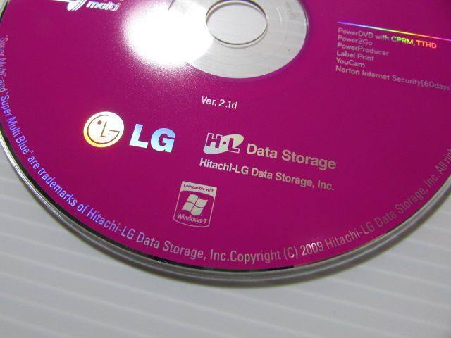 M0122【中古】 ★Hitachi LG Super Multi Drive Install Disc for Windows Power2Go/PowerDVD★返品不可