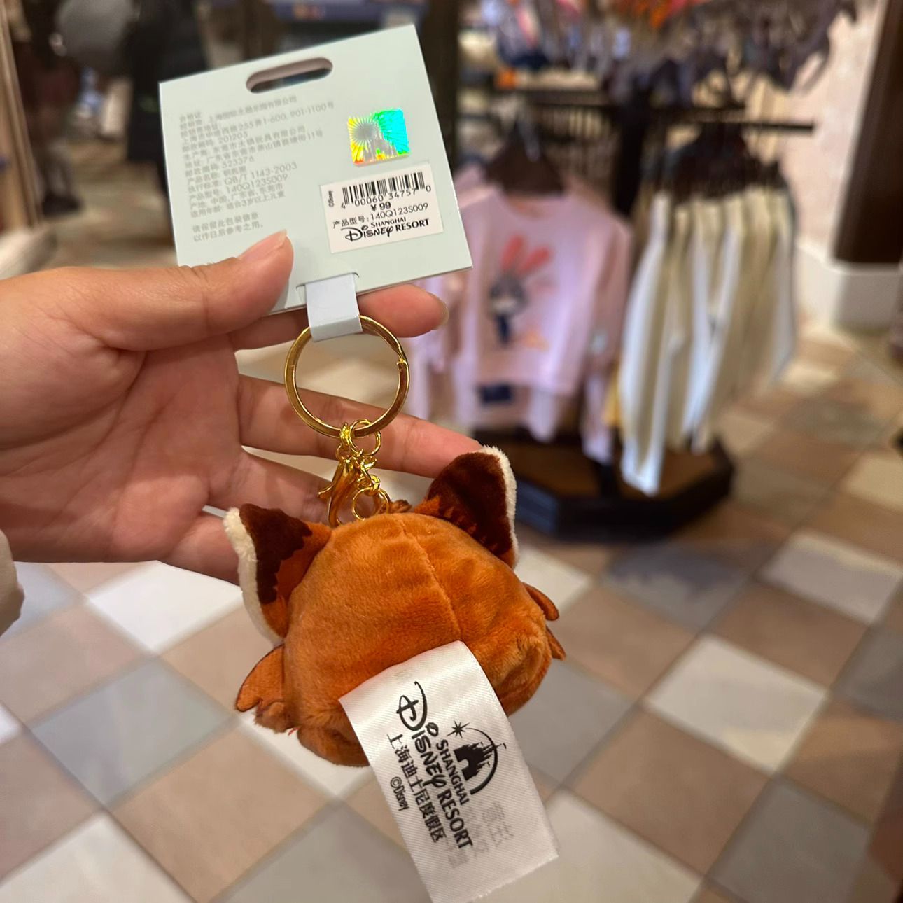 上海ディズニー　ズートピア　ニック　ぬいぐるみキーホルダー　ぬいば 即日発送 ディズニー ズートピア ニック ぬいぐるみ