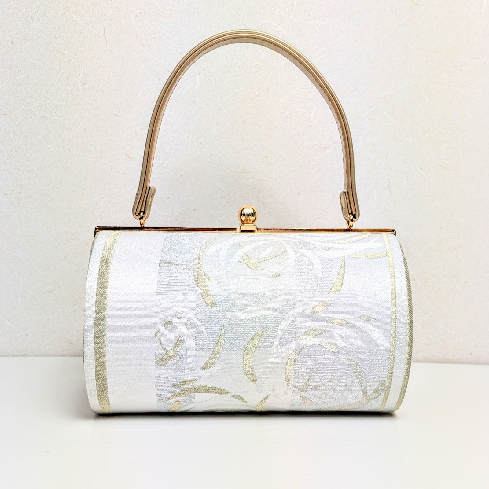 和装 草履バッグセット 帯地 白×金 3枚芯 フリーサイズ k19-14 和装 草履バッグセット 帯地 白×金 3枚芯 フリーサイズ k19-14