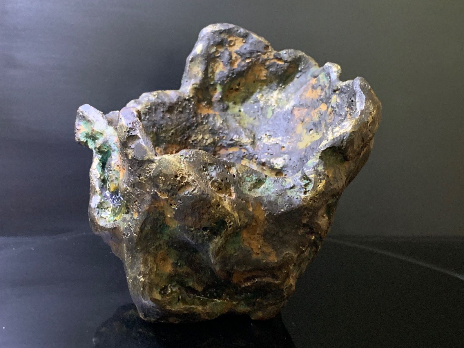 盆栽鉢 岩石風植え付け鉢