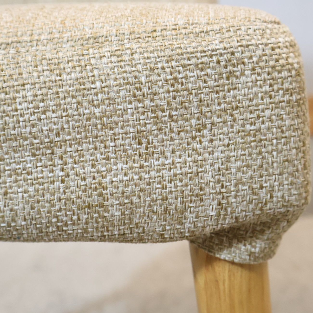 MOMO natural(モモナチュラル)のSTICK COVER CHAIR です。コンパクトなデザインの北欧スタイルダイニングチェア。カバーリングタイプでメンテナンス性も◎サイドチェアとしても♪ MOMO natural(モモナチュラル)のSTICK COVER CHAIR です。コンパクトな