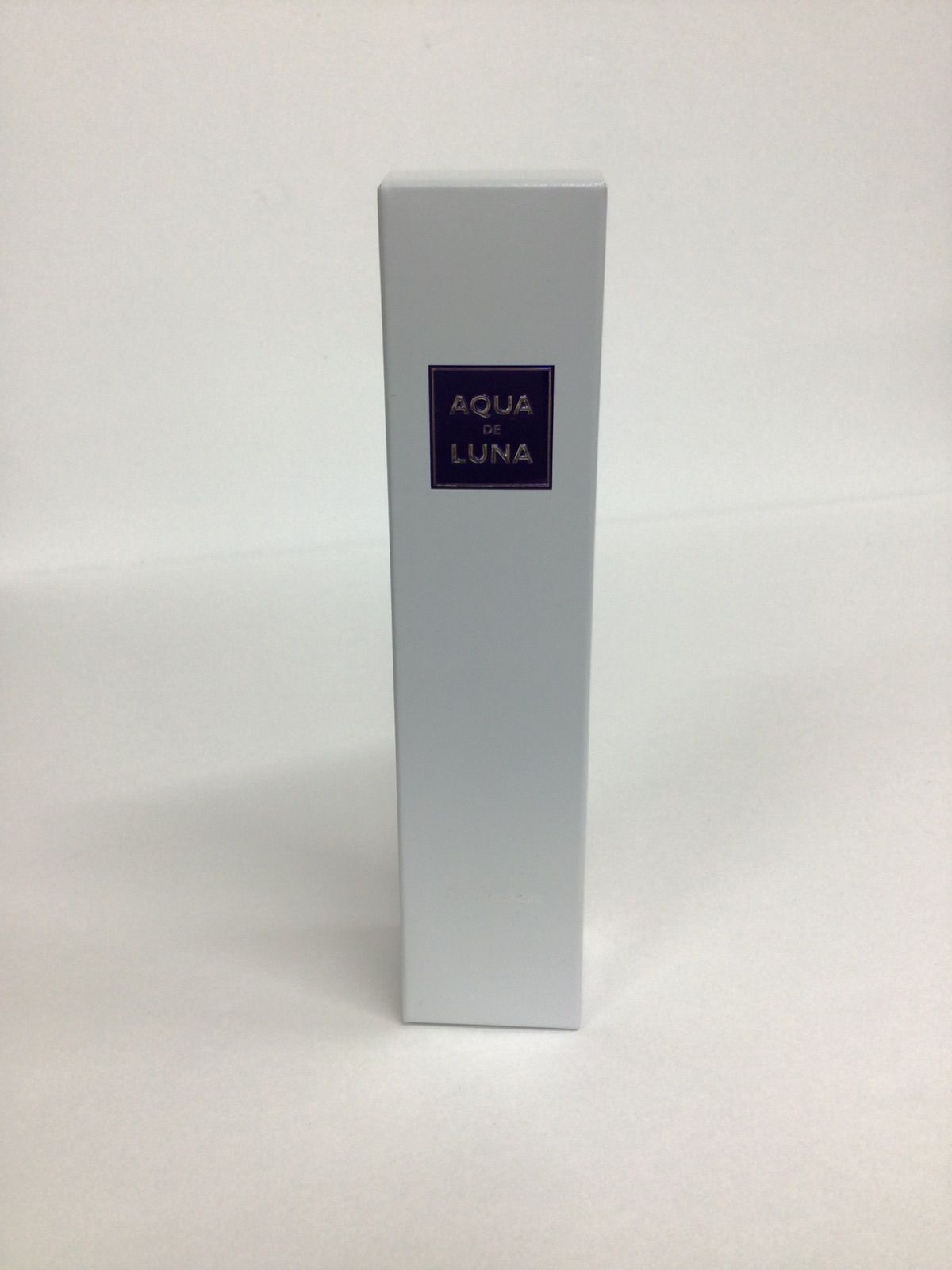 F804 Aura アウラ AQUA DE LUNA アクア ド ルナ スキンケア