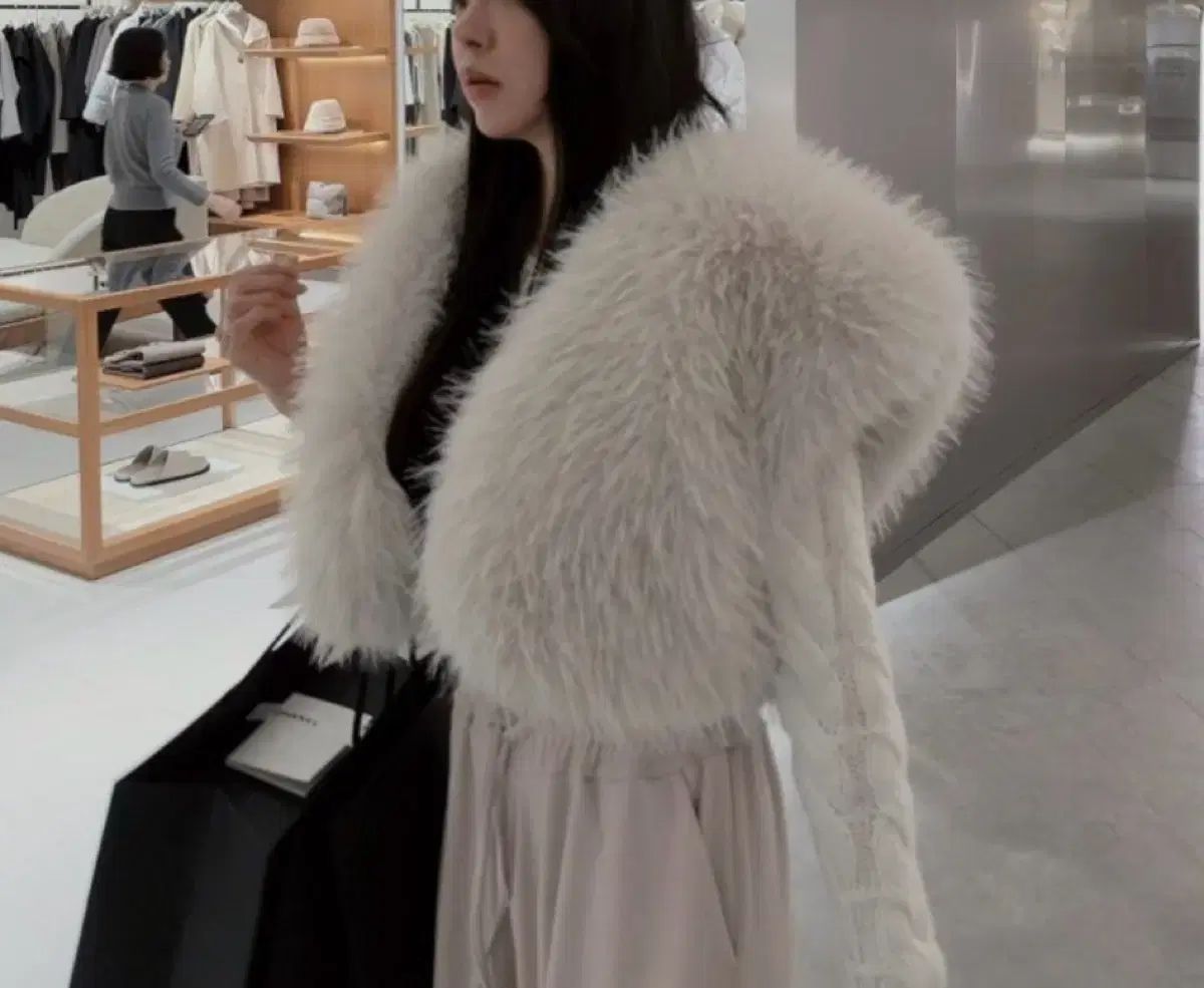 < > エンドルフィン チョコ ミニ ファー ベスト <ライトグレー>