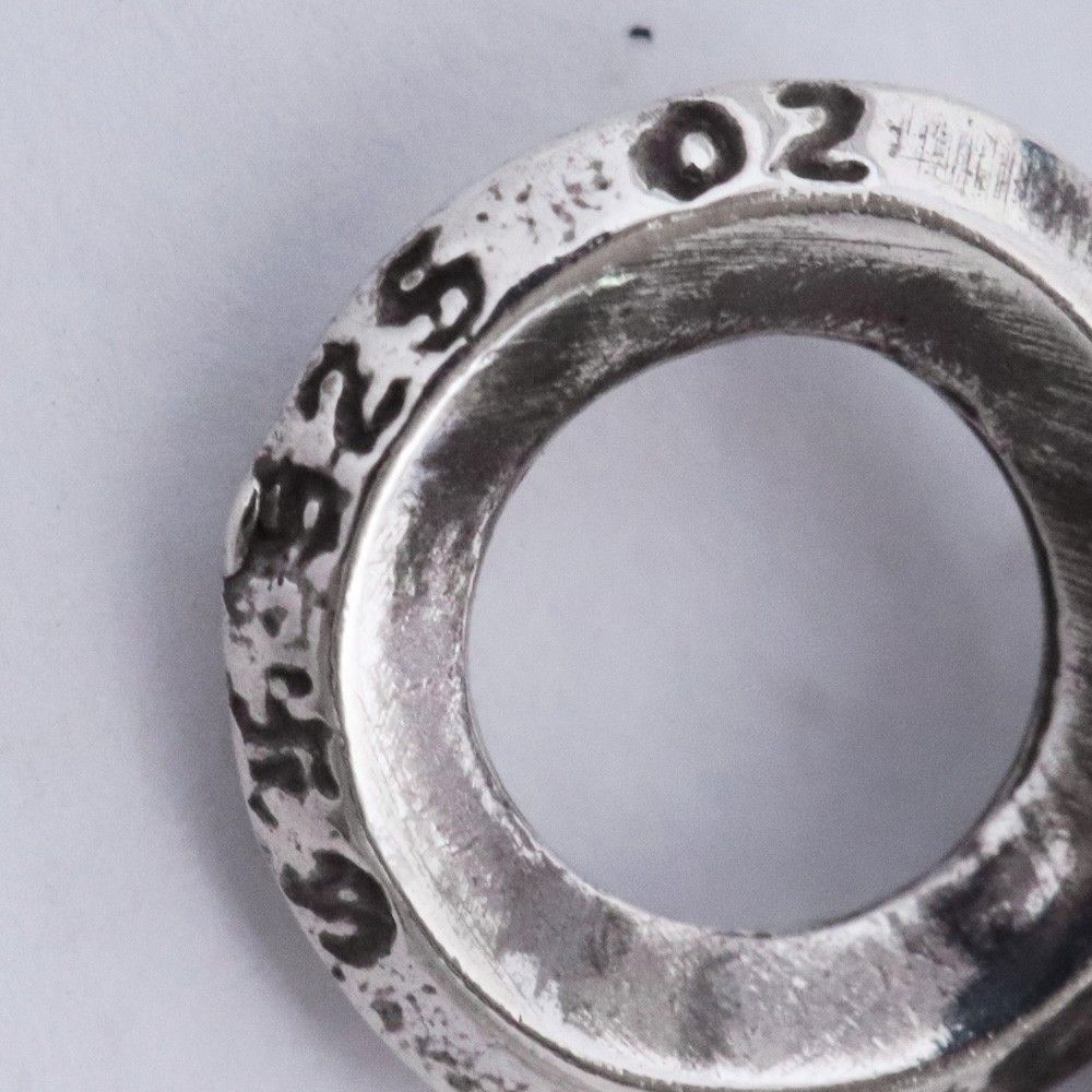 CHROME HEARTS スタック CHクロス チャーム シルバー CHROME HEARTS (クロムハーツ) 22K STACK CH CROSS V2 CHクロス 2025年最新CHROME HEARTS ワッペン・飾り素材の人気アイテム - メルカリ