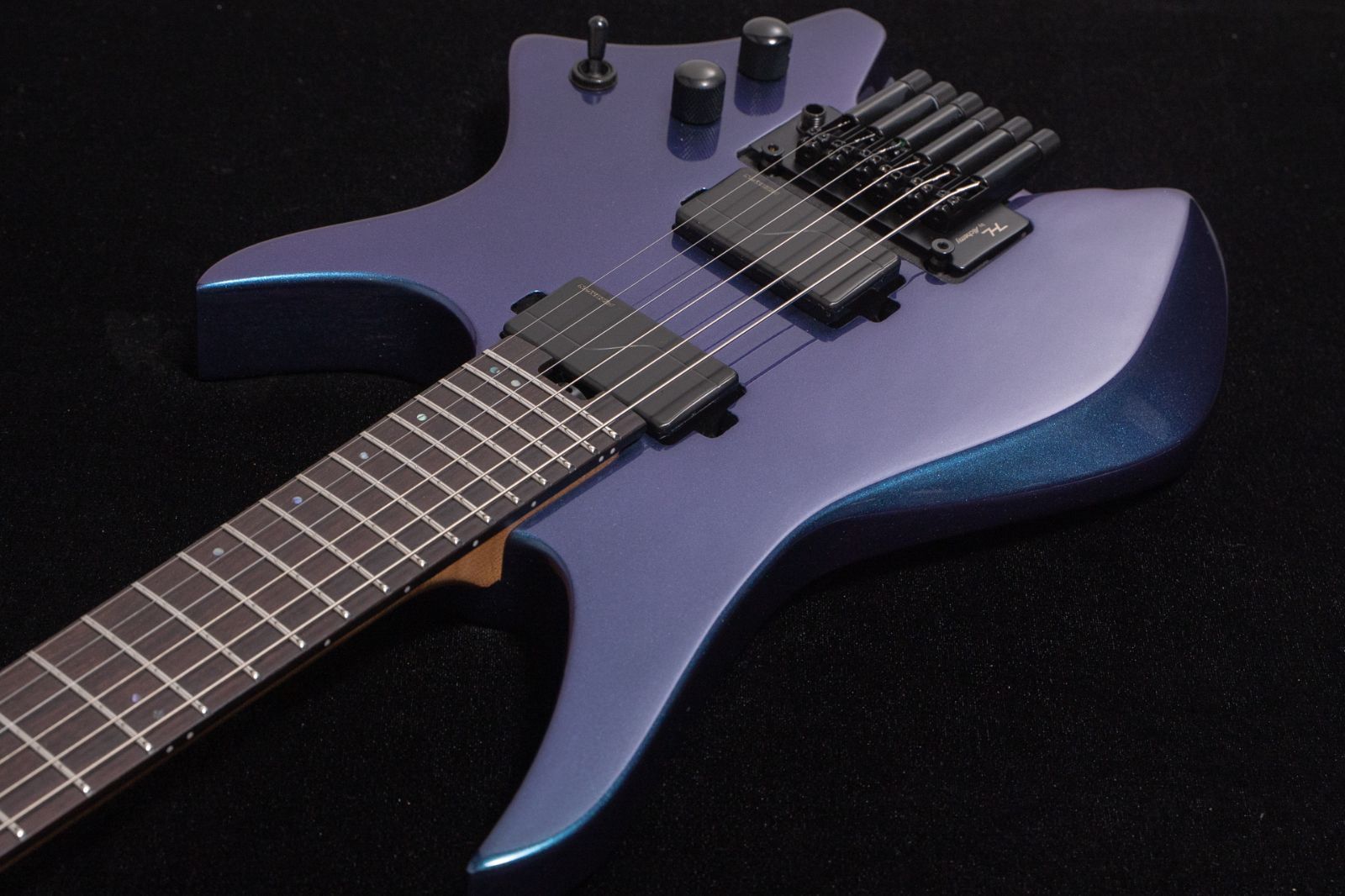 new】HEX Guitars / N600 G/UV - メルカリ