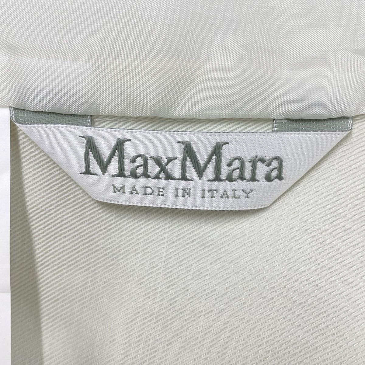 Max Mara｜マックスマーラ　テーラードジャケット アイボリー　スーツ 自由、フェミニニティ、そして洗練された装いのアイコンである