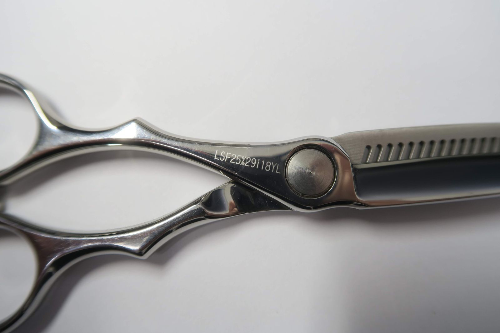 Cランク【SCISSORS JAPAN シザーズジャパン】 LSF25%29i18YL セニング