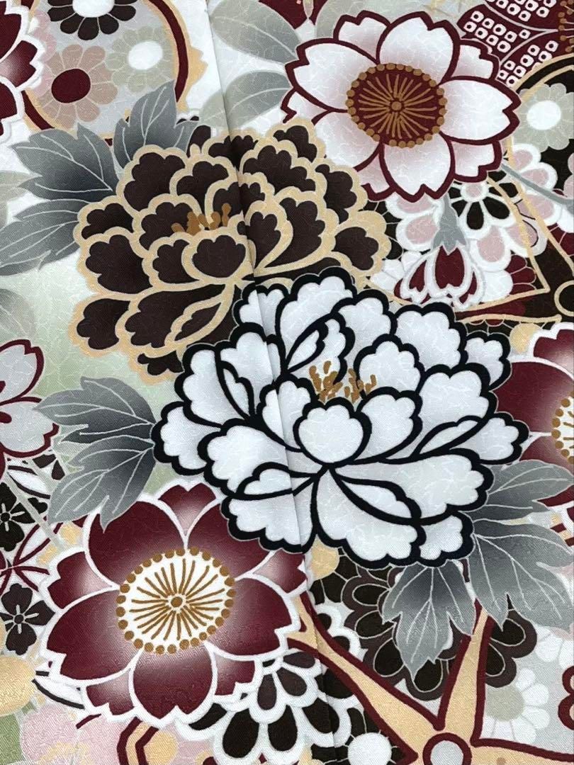 ポリエステル 振袖 牡丹 紋意匠 正絹 ぼかし八掛 躾糸付き S225 ポリエステル 振袖 牡丹 紋意匠 正絹 ぼかし八掛 躾糸付き S225