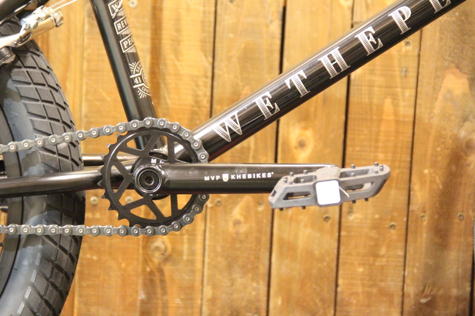自転車本体 BMX CUSTOM STREET WETHEPEOPLE REVOLVER BMX 20インチ STREET CUSTOM】WETHEPEOPLE REVOLVER BLACK 送料
