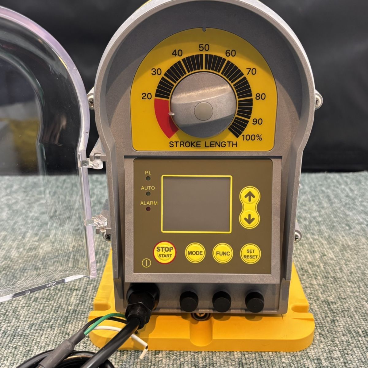 ◎ 動作不明品 タクミナ ソレノイド駆動定量ポンプ PZiG-1000-VTCF-HW 最大吐出量1000ml 最大ストローク数300spm TACMINA HRDEVELOPMENT_JP