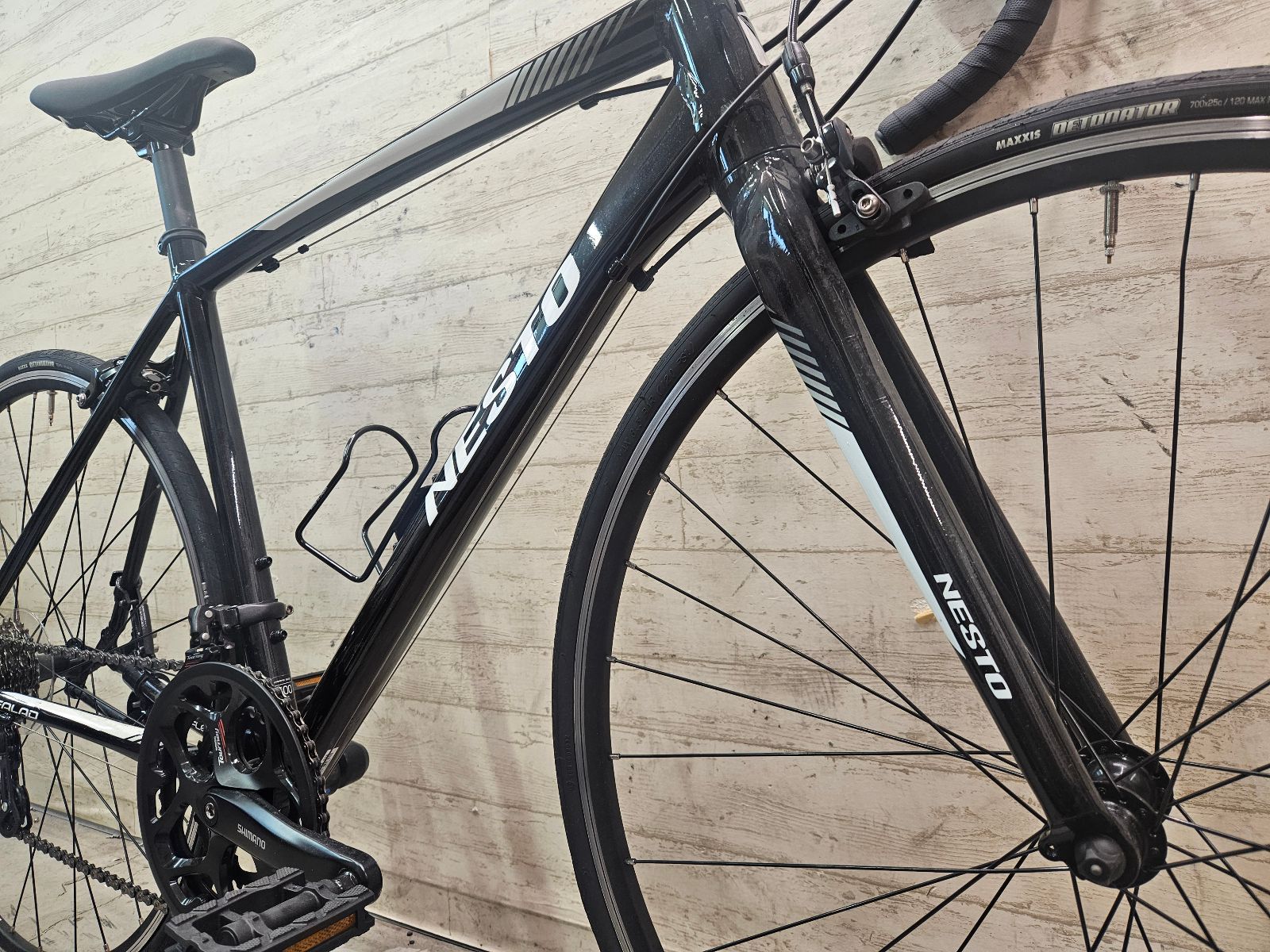 ロードバイク・NESTO(ネスト)ファラド・シマノターニー・2×7s