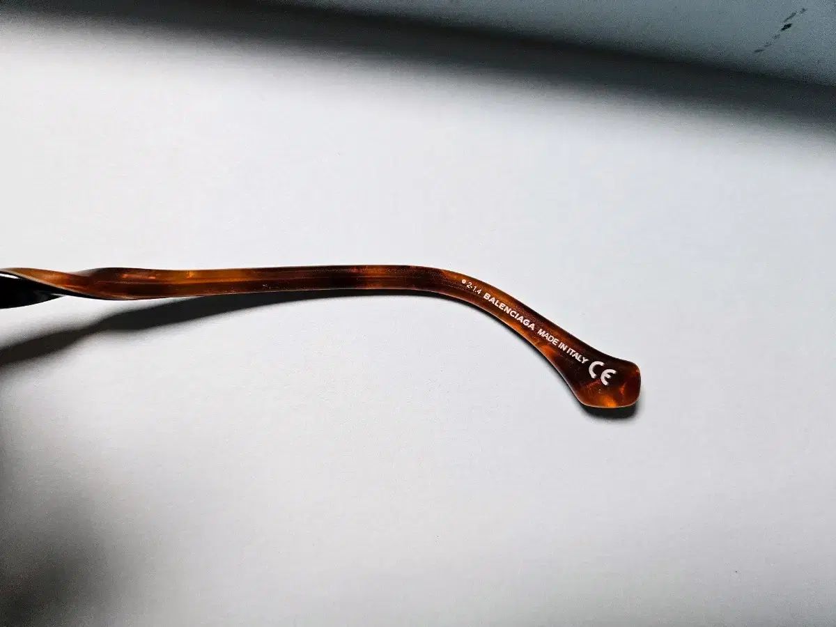 バレンシアガ ヴィンテージ ブローフレーム メガネ