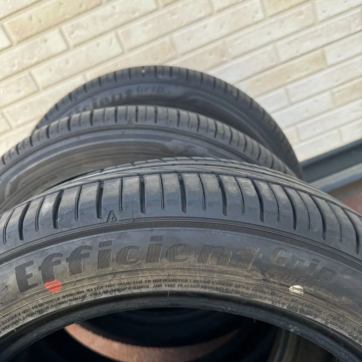 グッドイヤー　225/50R17　中古タイヤ４本セット！