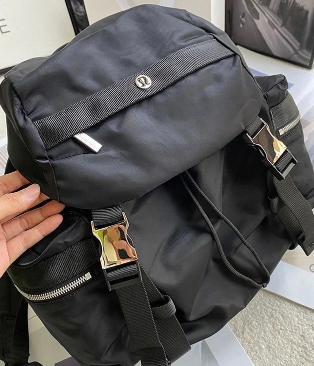 lululemon/ルルレモン Wunderlust Backpack 14Lリュック ブラック