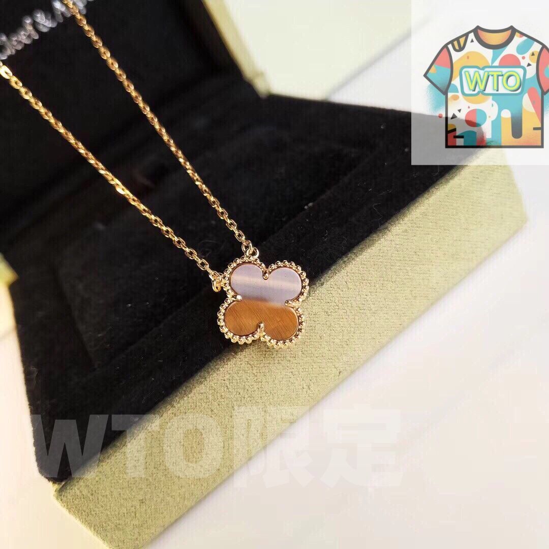 Van Cleef & Arpels 四葉のクローバーネックレス Van Cleef & Arpels VCAの四つ葉のクローバーネックレス