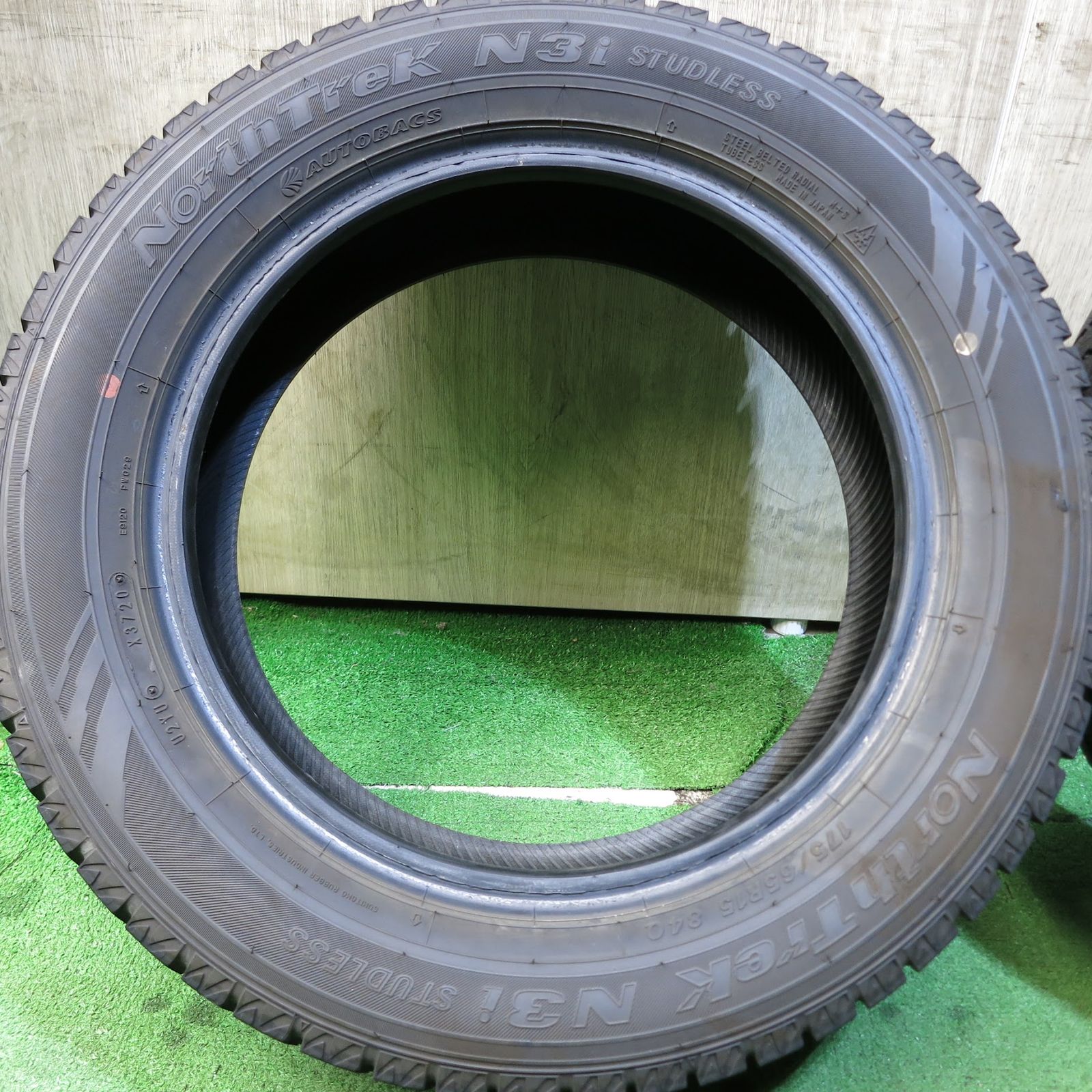 送料無料]バリ溝！20年！ほぼ10分☆スタッドレス 175/65R15