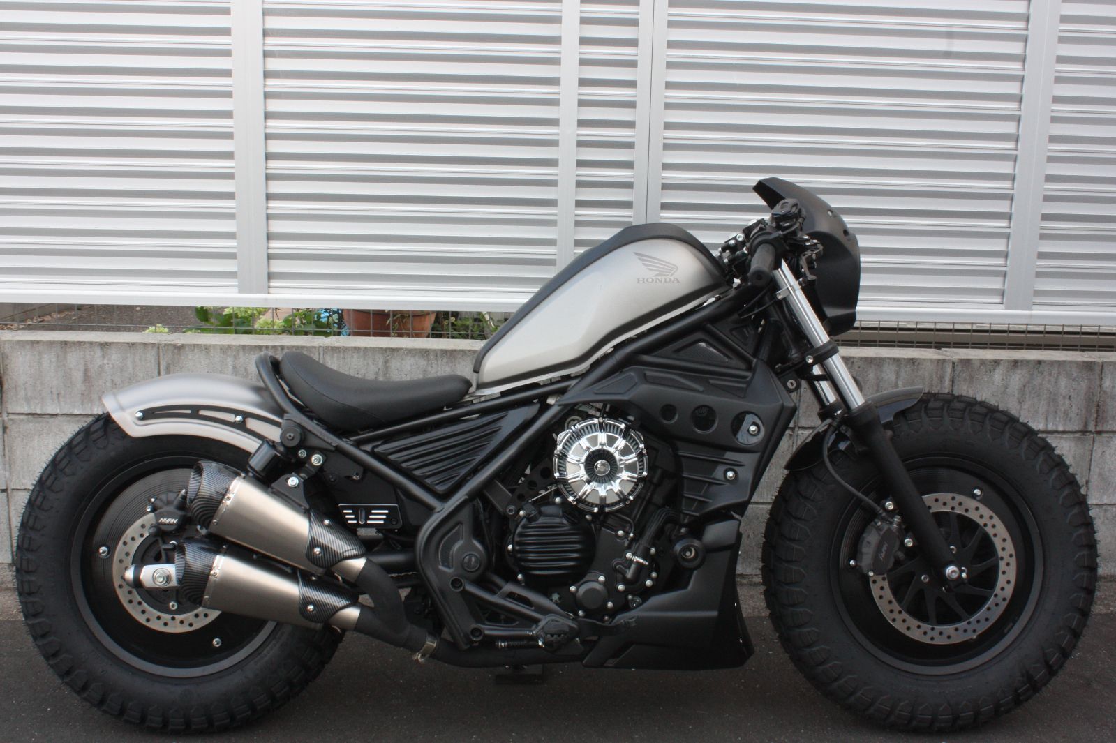 ダミーエアクリーナー