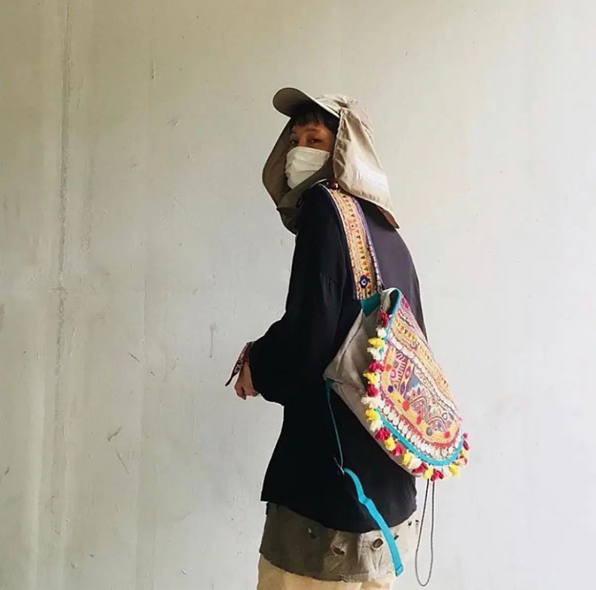 アンダーカバー メッセンジャーバック 民族柄 ZOZO限定 2025年最新