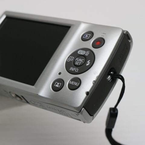 『CANON IXY 200 シルバー』コンデジ IXY DIGITAL 200 - キヤノンカメラミュージアム